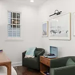 The Ridgeline - New Rooftop Retreat Near The Gulch Holiday home *