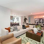 Elevator With Rooftop Hot Tub & Spacious Yard