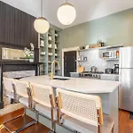 Notes Of Southern Charm - Walkable To Food & Shops