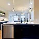Holiday home Brand New Townhome In The Heart Of The