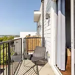 Holiday home Music Trades Corporate Housing Welcome 3 Bed *