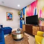 Holiday home Riverfront Luxury - Walk To Downtown Broadway, Private Patio Nashville