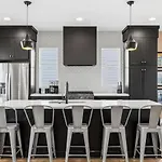 Holiday home Modern House By Downtown With Garage And Fenced-in Yard *