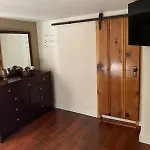Holiday home Away From Mlnutes! To Broadway & Stadium
