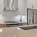 Holiday home Combined Townhome With 26 Beds - 2 Rooftops! Nashville
