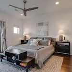 The Skyline Social - Retreat & Private Rooftop Nashville