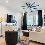 The Blackstone Holiday home