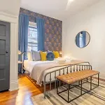 Notes Of Southern Charm - Walkable To Food & Shops *