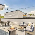 Grill Fire Pit & Views Near Downtown *