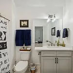 Steelynash - Pittsburgh Grit Meets Twang Holiday home Nashville