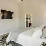 Rooftop Near Gulch And Broadway Sleep 12 * Nashville