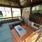 Home Away From Home Mlnutes! To Broadway & Stadium