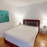 Luxury House Downtown With Private Heated Pool