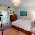 Luxury House Downtown With Private Heated Pool