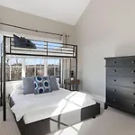 Holiday home Near Vanderbilt And Belmont With Garage, Pool Table Nashville