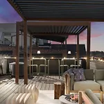 The Ridgeline - New Rooftop Retreat Near The Gulch Holiday home