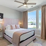 Broadway Frank Holiday home *