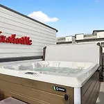 Dixieland Delight By Avantstay Holiday home *