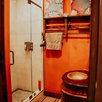 Rockstar Penthouse Speakeasy - Massive By Broadway Holiday home