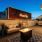 Skyline Rooftop • Game • Sonos Audio * Nashville