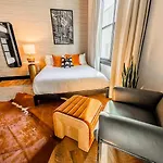 Legendary Encore - Great For Groups * Nashville