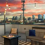 View Only 1 Mile To Downtown With Garage And Rooftop Nashville