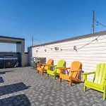 Vivid Vocals - Rooftop Views In 12 South Nashville