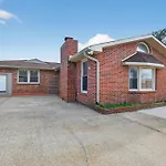 Holiday home Quiet Retreat Near Opryland & Airport *