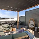 Holiday home The Ridgeline - New Rooftop Retreat Near The Gulch *