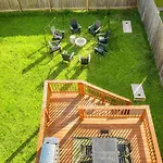 Holiday home Game Balcony Backyard Near Downtown Nash Nashville