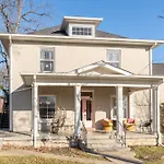 Holiday home Notes Of Southern Charm - Walkable To Food & Shops