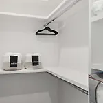 The Ridgeline - New Rooftop Retreat Near The Gulch *