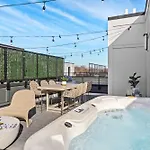 Holiday home Hot Tub Fire Pit Grill Views Sleeps 24 Nashville