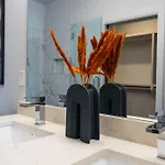 Trinity - Odyssey - Pool & Gym - Heart Of Midtown Holiday home