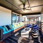 Game Balcony Backyard Near Downtown Nash * Nashville