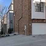 The Ridgeline - New Rooftop Retreat Near The Gulch Nashville