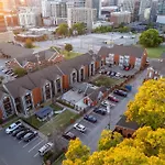 Holiday home Funky Town - Walkable To Attractions *
