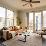 Boulevard Midtown 1br Pool Gym Parking 07