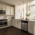 Boulevard Midtown 30ft Ceilings 1br 01 Apartment Nashville