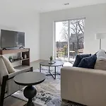 Landing Modern 1Bd Clubhouse Game Room