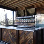 The 1865 Experience With Speakeasy, Pool & Parking Apartment Nashville