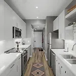2br In Walkable Area & 5 Mins To Broadway Apartment Nashville