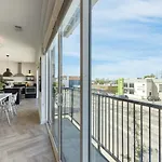 The Carter By Avantstay 2nd Floor Sleeps 48 Apartment