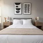 Boulevard Midtown 1br Pool Gym Parking 07