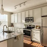 Boulevard Midtown 1br Pool Gym Parking 02 Nashville