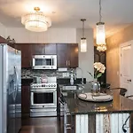 Apartment Beautiful In The Heart Of Downtown Walk To Broadway