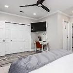 Apartment Music Memories Downtown - Parking Included