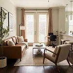 Boulevard Midtown 1br Pool Gym Parking 05 *