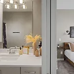 2br In Walkable Area & 5 Mins To Broadway