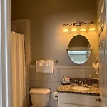 Apartment Unique 1br In A Renovated Church